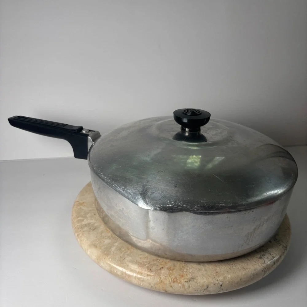 Wagner Ware Magnalite 10 1/4